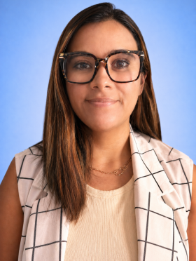 Laura Graves, Business Manager
