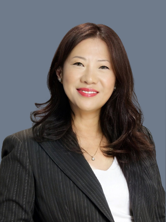 Yurie Kim, Senior Business Broker