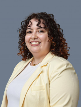 Sylvia Daklouche, Junior Intermediary
